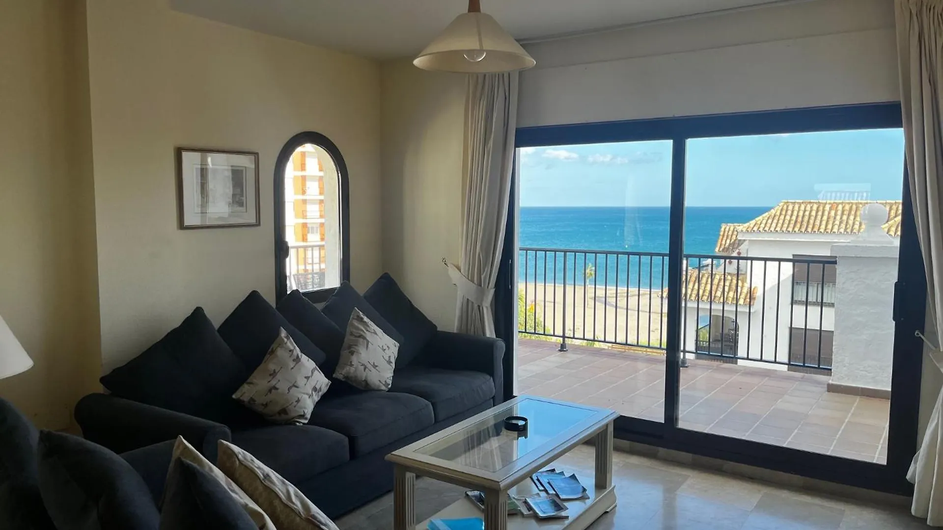 3 Bed Beachfront Penthouse 854 With Great Views Manilva