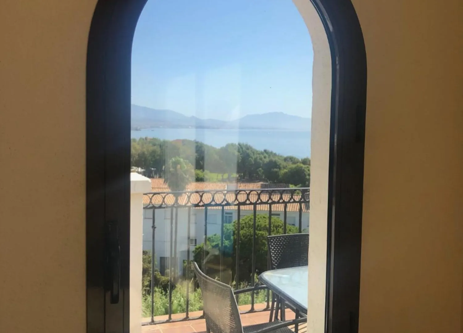 Apartman 3 Bed Beachfront Penthouse 854 With Great Views Manilva