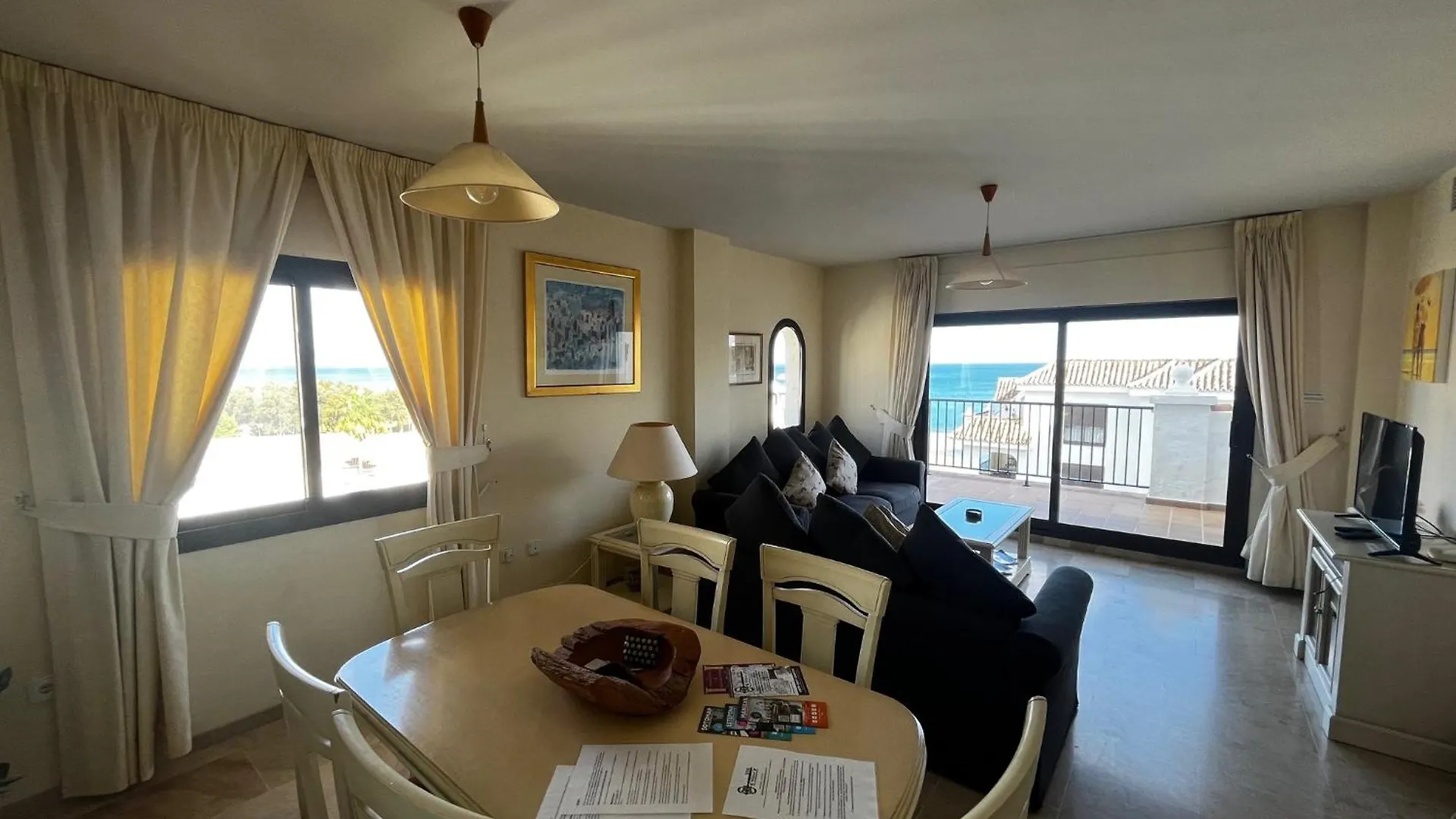 3 Bed Beachfront Penthouse 854 With Great Views Manilva
